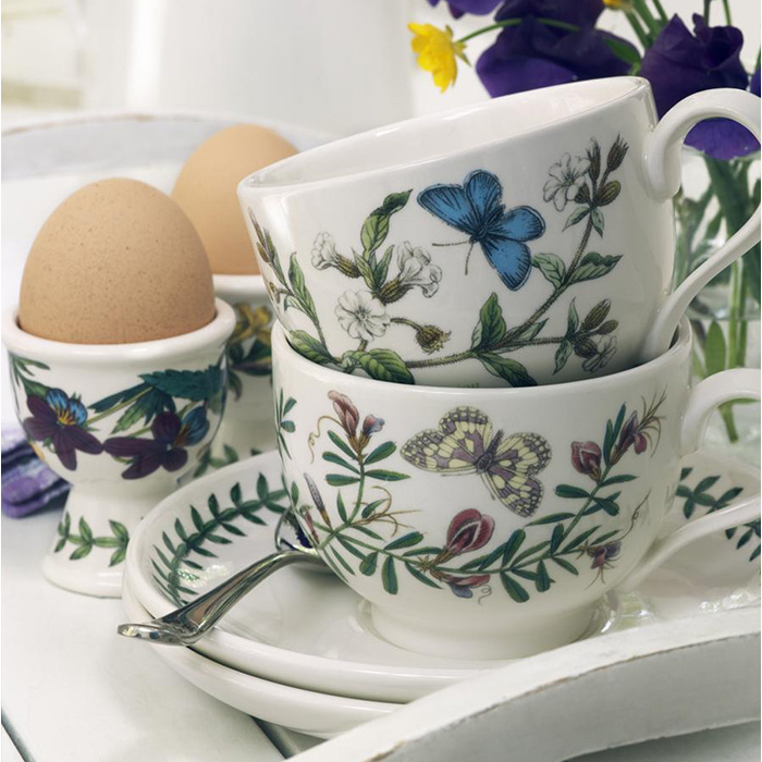 Botanic Garden Teacup and Saucer White Campion 0.20L 7oz.